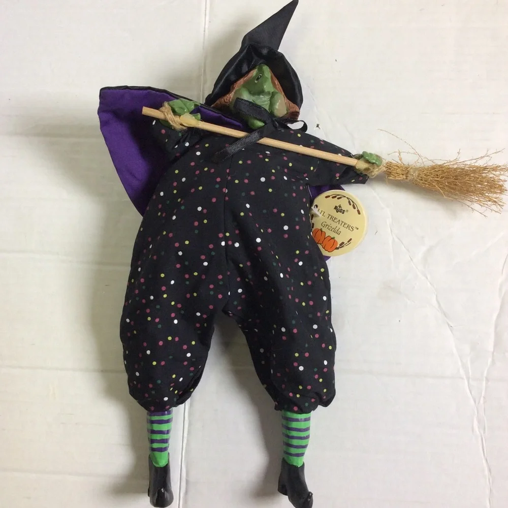 Russ Berrie Halloween figure Grizelda Witch by Kathleen Kelly Critter Factory